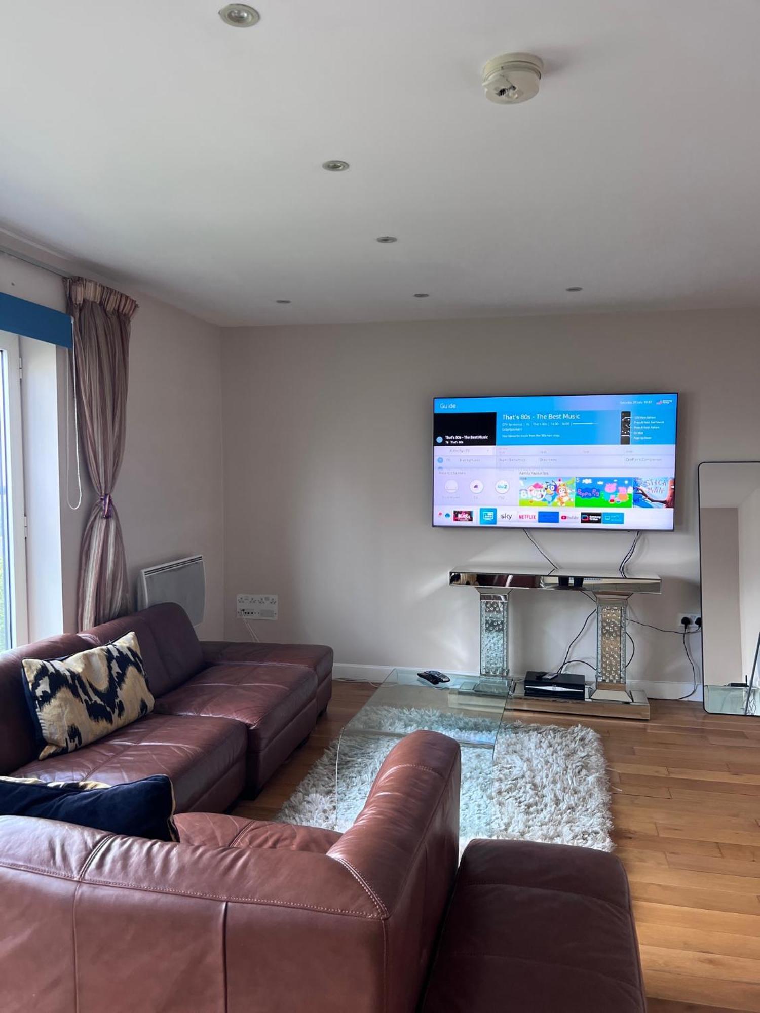 Great City Centre Getaway Apartment 2 Bed Near The Beach And Shopping Area Swansea Eksteriør billede