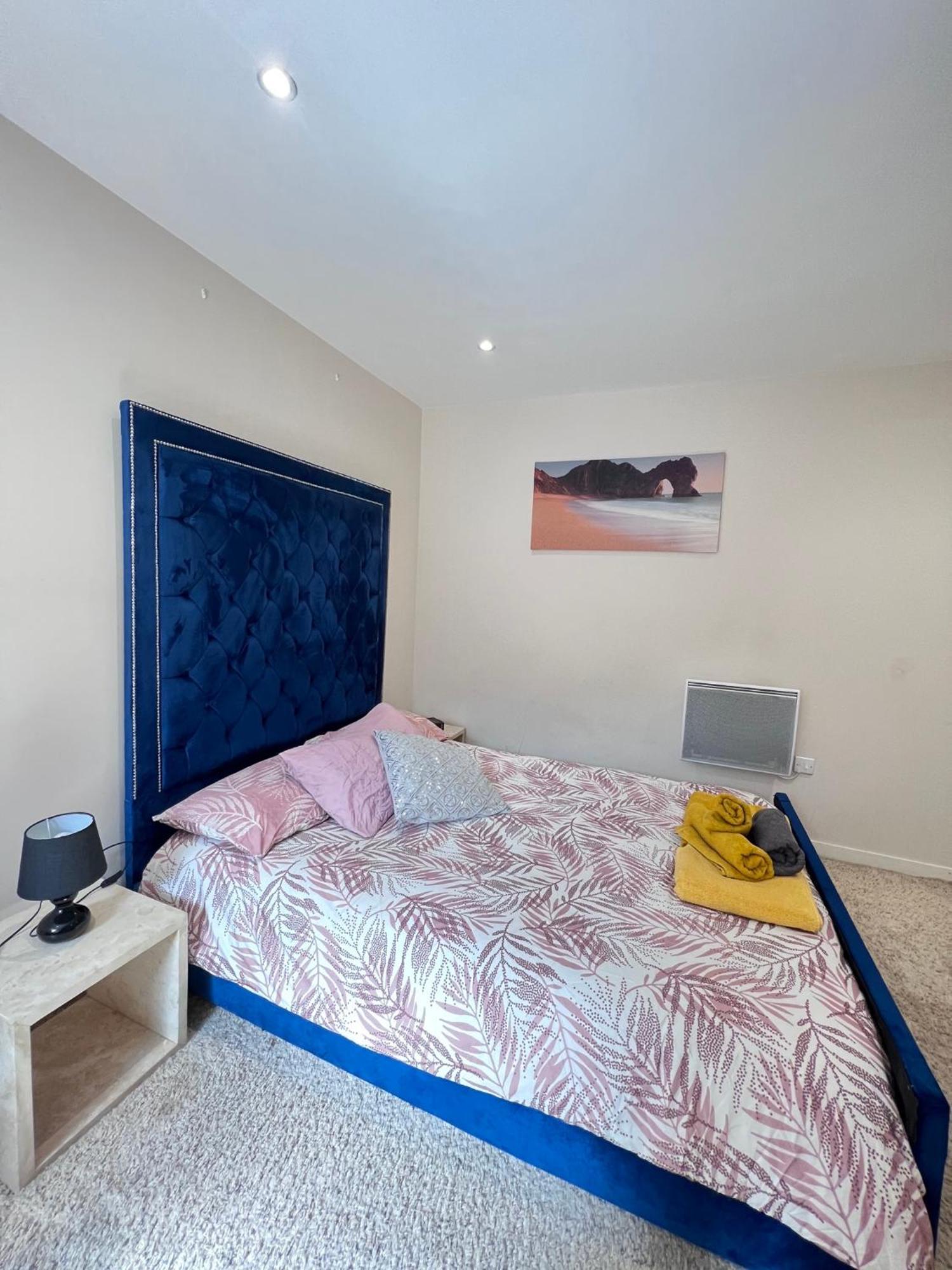 Great City Centre Getaway Apartment 2 Bed Near The Beach And Shopping Area Swansea Eksteriør billede
